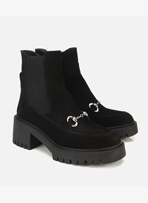 Kadın Süet Deri Siyah Tokalı Kalın Tabanlı Topuklu Bot 01BOH313200A100 - Görsel 3