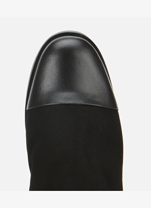 Kadın Süet Deri Siyah Gold Detaylı Bilekte Topuklu Bot 01BOH313300A100 - Görsel 6