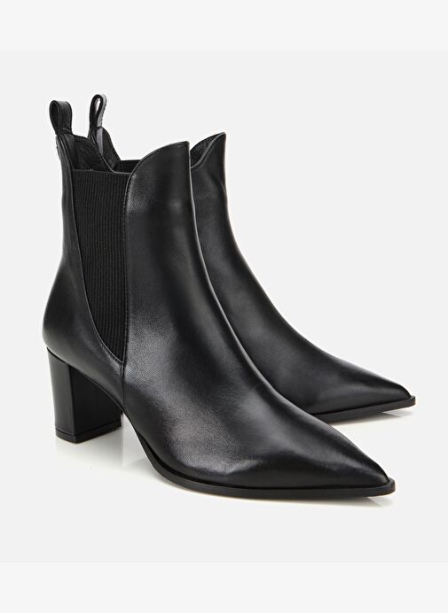 Kadın Deri Siyah Sivri Burunlu Streç Detaylı Bilekte Topuklu Bot 01BOH313310A100 - Görsel 3
