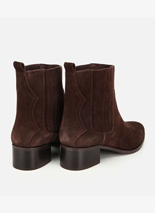 Kadın Süet Deri Kahverengi Dikiş Detaylı Lastik Detaylı Düz Bot 01BOH313450A450 - Görsel 5