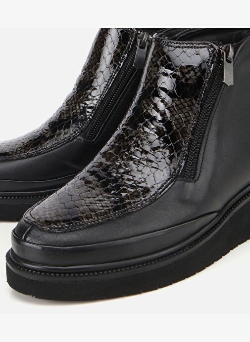 Kadın Deri Siyah Dolgu Topuklu Deri Baskılı Topuklu Bot 01BOH314520A100 - Görsel 4