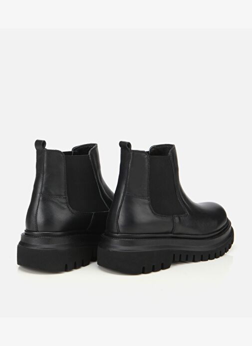 Kadın Deri Siyah Lastik Detaylı Kalın Tabanlı Düz Bot 01BOH314540A100 - Görsel 5