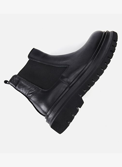 Kadın Deri Siyah Lastik Detaylı Kalın Tabanlı Düz Bot 01BOH314540A100 - Görsel 7