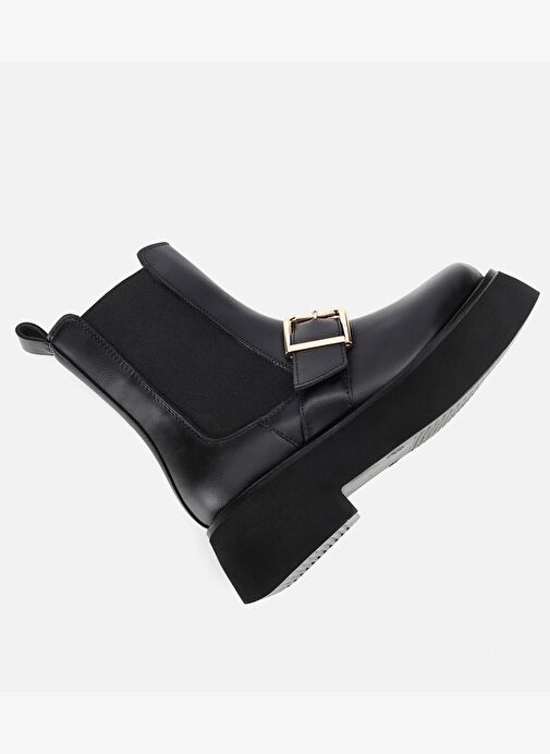 Kadın Siyah Lastik Detaylı Tokalı Kalın Tabanlı Düz Bot 01BOH314870A100 - Görsel 7