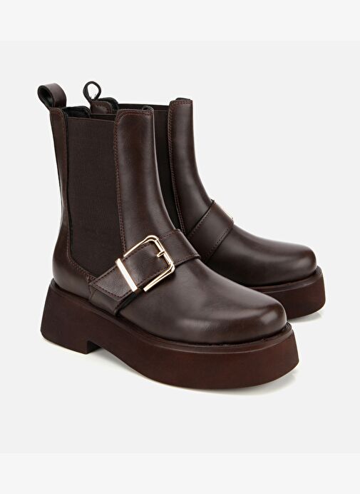 Kadın Kahverengi Lastik Detaylı Tokalı Kalın Tabanlı Düz Bot 01BOH314870A480 - Görsel 3