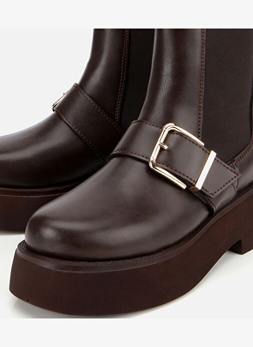 Kadın Kahverengi Lastik Detaylı Tokalı Kalın Tabanlı Düz Bot 01BOH314870A480 - Görsel 4