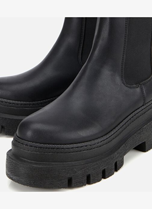 Kadın Siyah Lastik Detaylı Kalın Tabanlı Düz Bot 01BOH314880A100 - Görsel 4