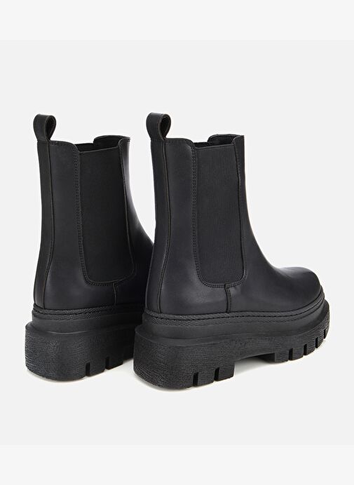 Kadın Siyah Lastik Detaylı Kalın Tabanlı Düz Bot 01BOH314880A100 - Görsel 5