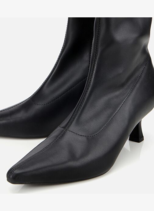 Kadın Siyah Streç Fermuarlı Bilekte Kısa Topuklu Bot 01BOH314990A100 - Görsel 4