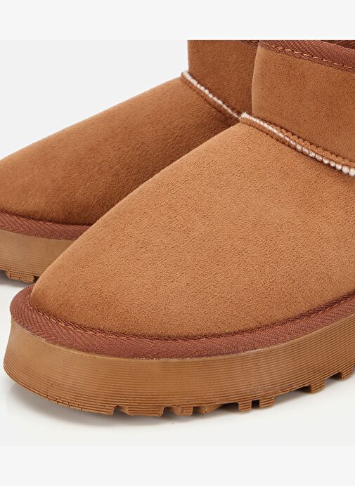 Kadın Süet Taba İçi Kürklü Bilekte Kalın Tabanlı Düz Bot 01BOH315080A340 - Görsel 4