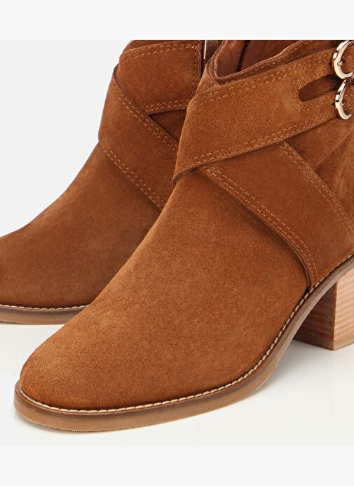 Kadın Süet Deri Taba Gold Detaylı Tokalı Topuklu Bot 01BOH315370A370 - Görsel 4