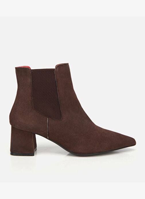 Kadın Süet Deri Kahverengi Lastik Detaylı Siviri Burunlu Topuklu Bot 01BOH315520A480 - Görsel 2