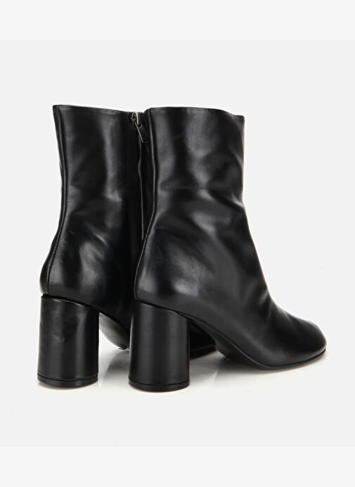 Kadın Deri Siyah Streç Blok Detaylı Topuklu Bot 01BOH315530A100 - Görsel 5
