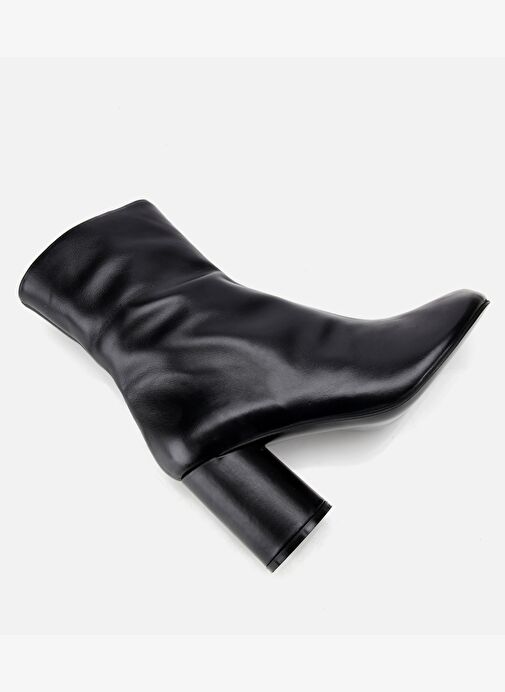 Kadın Deri Siyah Streç Blok Detaylı Topuklu Bot 01BOH315530A100 - Görsel 7