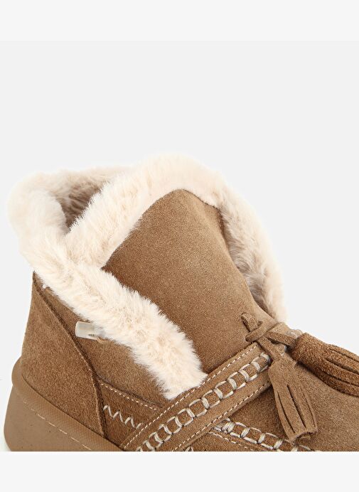 Hotiç Hotiç Kadın Süet Deri Açık Kahverengi İçi Kürklü Püskül Detaylı Düz Bot 01BOH316860A340 | Boyner Kahverengi - 6. görsel