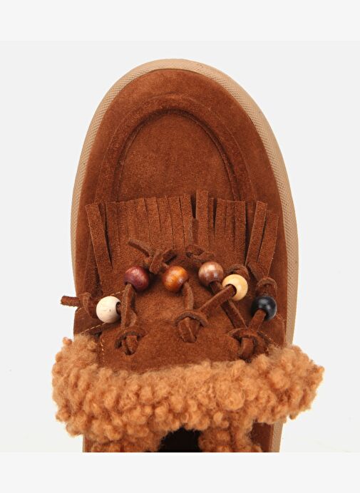 Kadın Süet Deri Taba İçi Kürklü Saçaklı Püskül Detaylı Düz Bot 01BOH316870A370 - Görsel 7