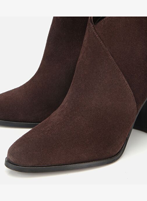 Kadın Süet Deri Kahverengi Bilek Detaylı Topuklu Bot 01BOH317680A480 - Görsel 4