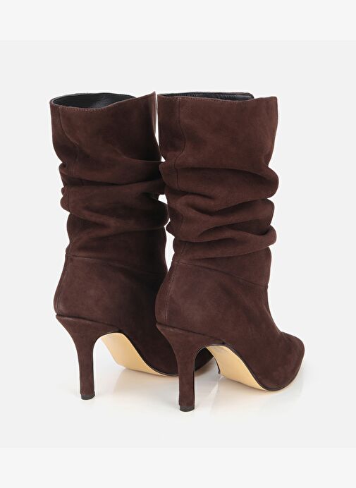 Kadın Süet Deri Kahverengi Büzgülü Sivri Burunlu İnce Topuklu Bot 01BOH317940A480 - Görsel 5