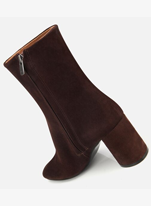Kadın Süet Deri Kahverengi Burun Detaylı Topuklu Bot 01BOH318380A480 - Görsel 7