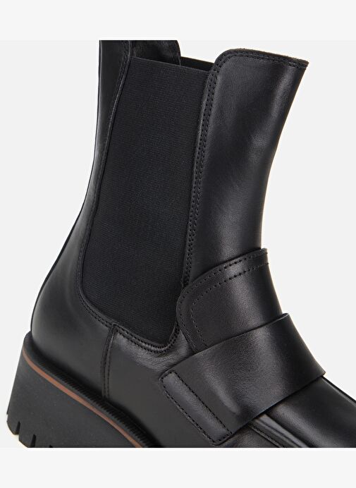 Kadın Deri Siyah Lastik Detaylı Bantlı Düz Bot 01BOH318510A100 - Görsel 7
