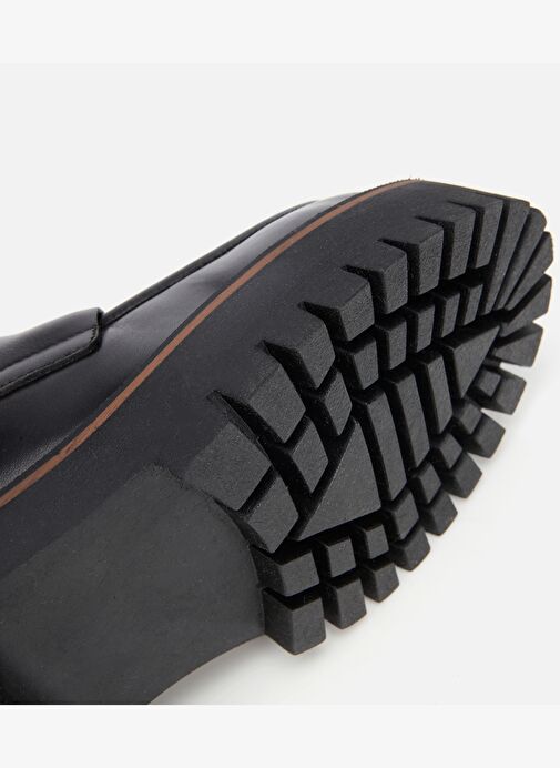 Kadın Deri Siyah Lastik Detaylı Bantlı Düz Bot 01BOH318510A100 - Görsel 8