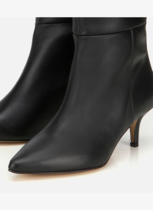 Kadın Deri Siyah Sivri Burunlu İnce Topuklu Çizme 01CIH316940A100 - Görsel 4