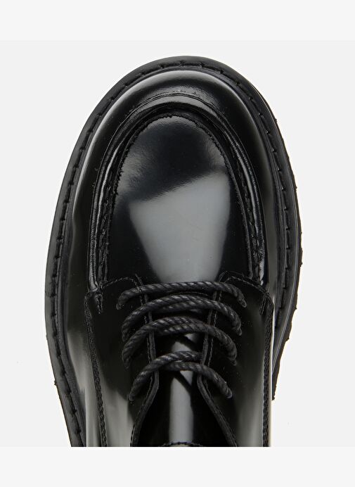 Erkek Rugan Deri Siyah Dikiş Detaylı Kalın Tabanlı Günlük Ayakkabı 02AYH312370A100 - Görsel 6