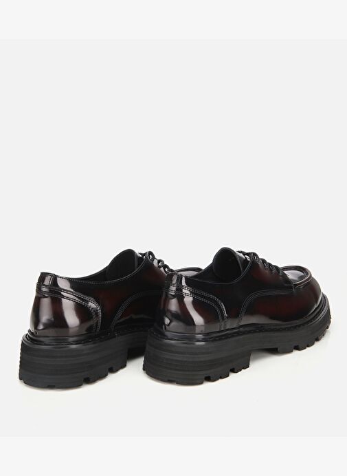 Erkek Rugan Deri Bordo Dikiş Detaylı Kalın Tabanlı Günlük Ayakkabı 02AYH312370A780 - Görsel 5