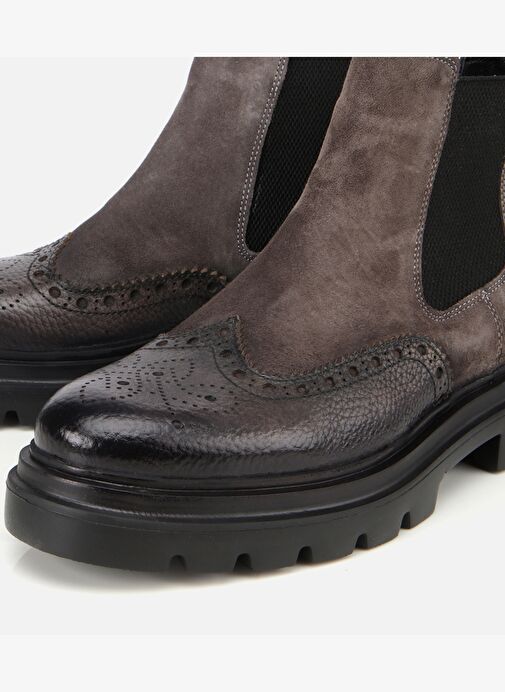 Erkek Süet Deri Gri Lastik Detaylı İşlemeli Chelsea Bot 02BOH311910A250 - Görsel 4