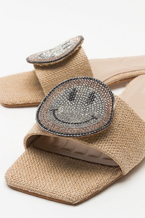 YAVN Bej Hasır Taşlı Kadın Terlik - Görsel 5