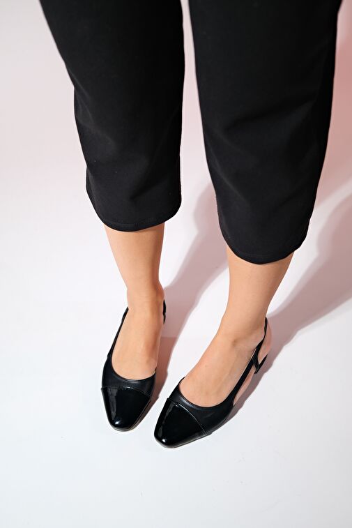 LUJO Siyah Cilt Kadın Arkası Açık Düz Babet Ayakkabı - Görsel 3