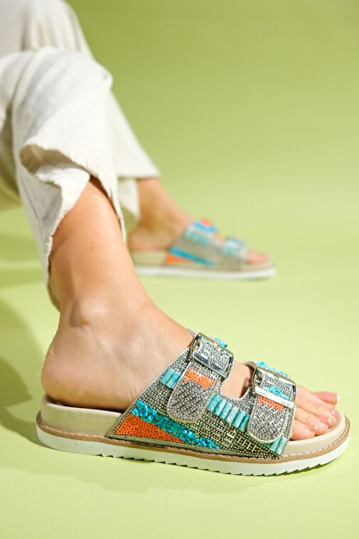 LANSO Bej Taşlı Çift Bantlı Kadın Terlik - Görsel 4