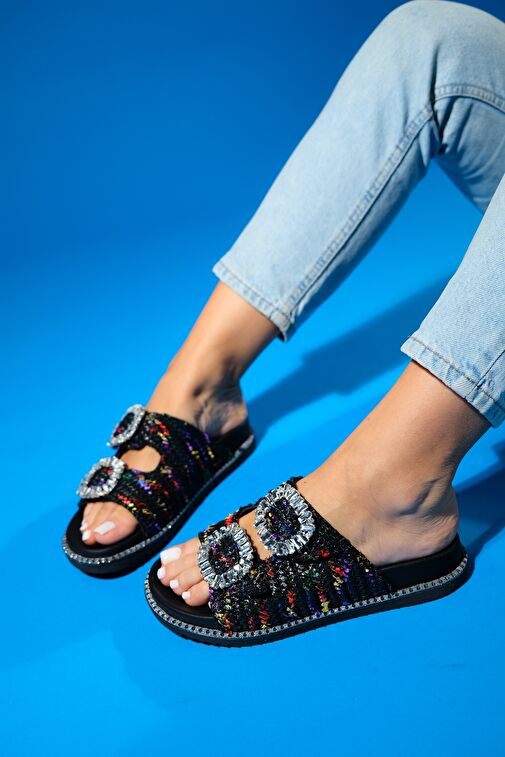 DUNGEON Siyah Renkli Tüvit Çift Bantlı Taş Tokalı Kadın Terlik - Görsel 5