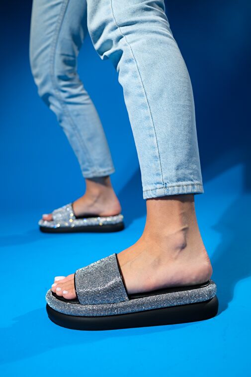 Luvi Shoes Siyah-Gümüş Kadın Taşlı Terlik 137-574 - Görsel 2