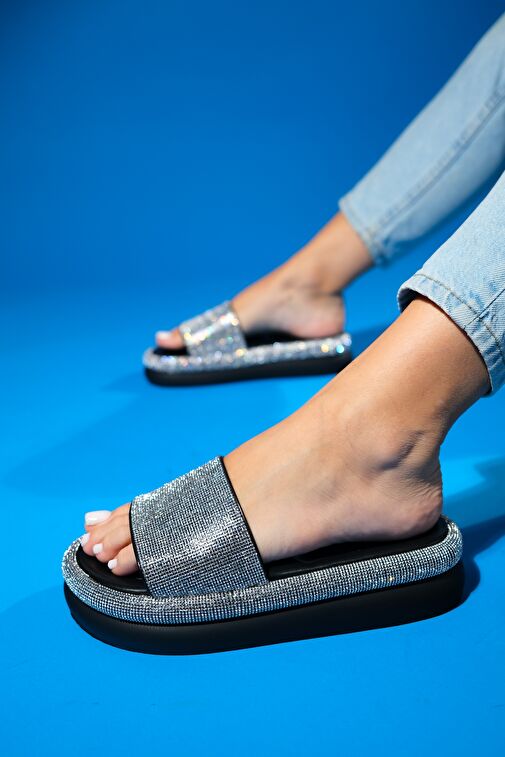 Luvi Shoes Siyah-Gümüş Kadın Taşlı Terlik 137-574 - Görsel 3