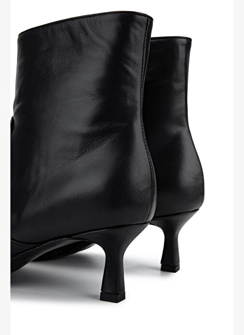Mario Valentino Kadın Hakiki Deri Siyah Topuklu Bot - Görsel 6