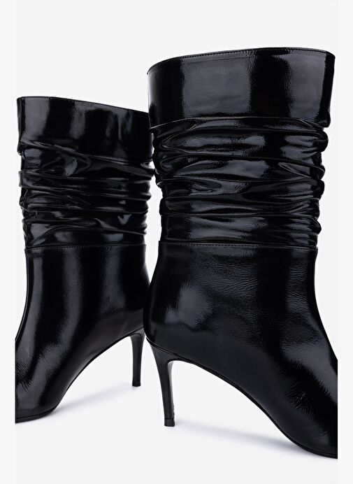 Valmenti Kadın Hakiki Deri Siyah Kırışık Rugan Topuklu Bot - Görsel 5