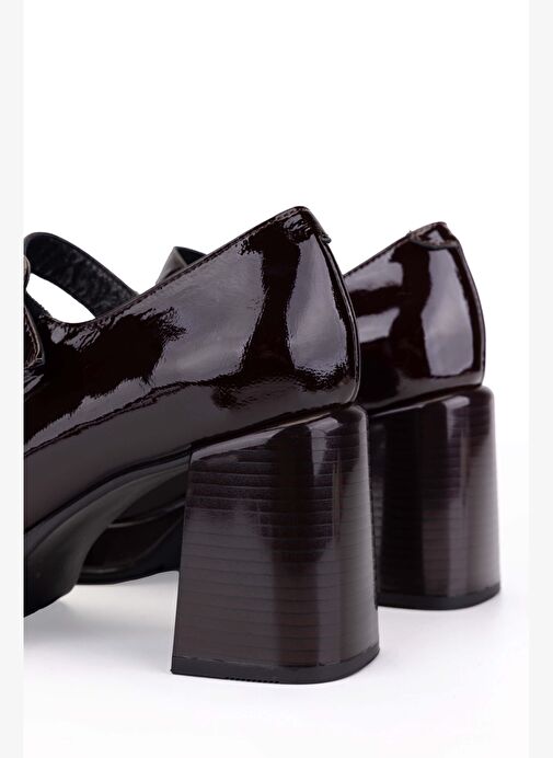 Tamer Tanca Kadın Hakiki Deri Bordo Rugan Topuklu Ayakkabı - Görsel 5