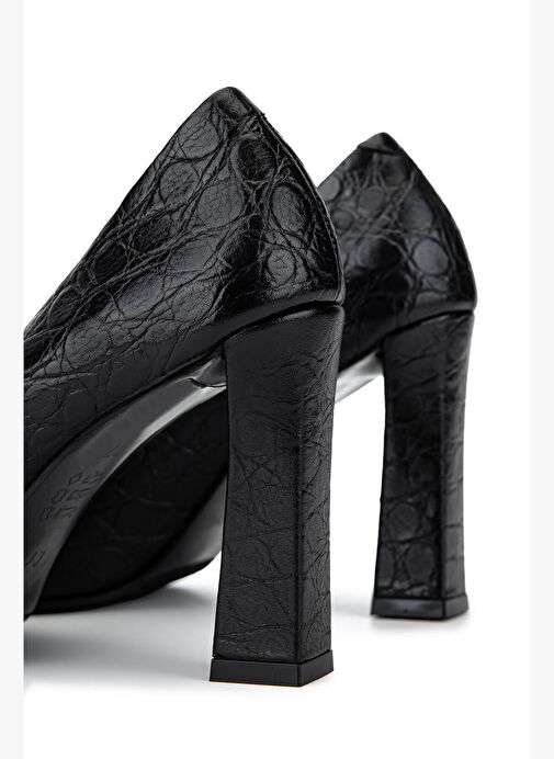 Tamer Tanca Kadın Siyah Rugan Topuklu Ayakkabı - Görsel 6