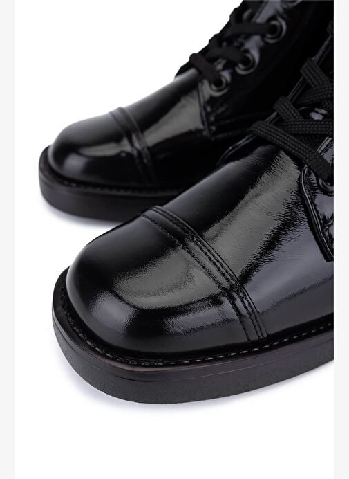 Tamer Tanca Kadın Siyah Rugan Casual Bot - Görsel 4