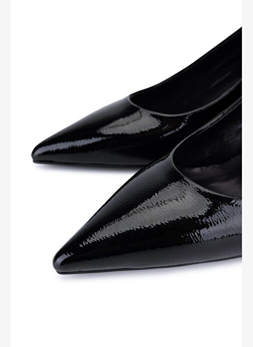 Tamer Tanca Kadın Suni Deri Siyah Rugan Topuklu Ayakkabı - Görsel 4