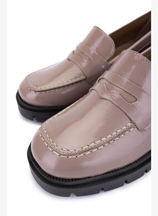 Tamer Tanca Kadın Hakiki Deri Bej Rugan Topuklu Ayakkabı - Görsel 4