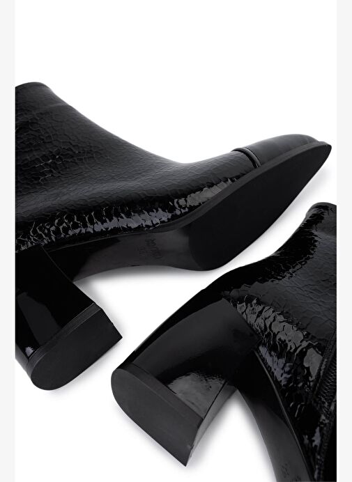 Tamer Tanca Kadın Suni Deri Siyah Rugan Topuklu Bot - Görsel 5