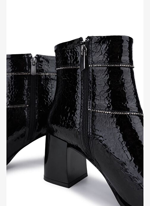 Tamer Tanca Kadın Suni Deri Siyah Rugan Topuklu Bot - Görsel 6