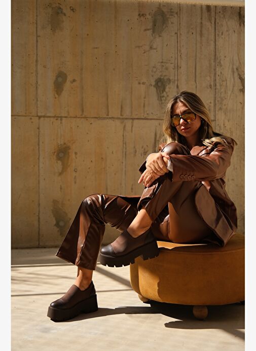 GRENA Kahverengi Cilt Scuba Kadın Kalın Tabanlı Günlük Ayakkabı - Görsel 9