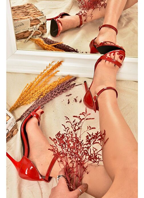 Kırmızı Rugan Kadın Topuklu Ayakkabı 7749112608 - Görsel 2