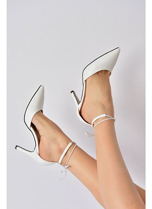 Beyaz Sivri Burun Kadın Topuklu Ayakkabı K404810209 - Görsel 4