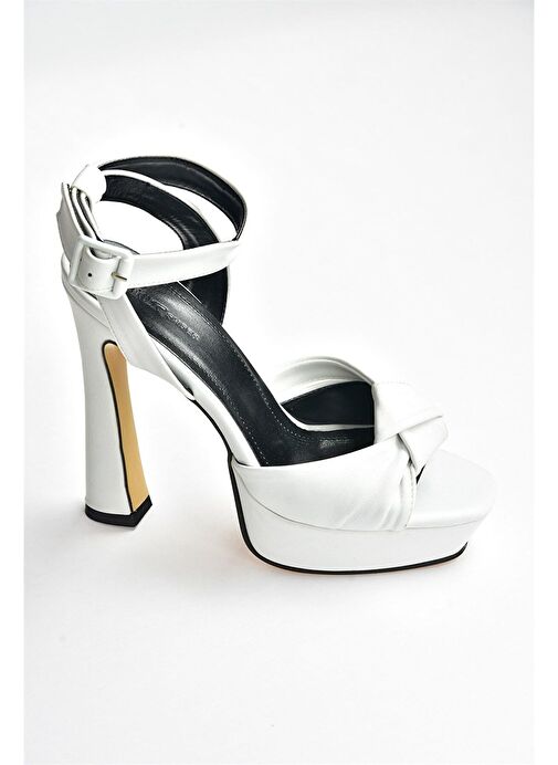 Beyaz Kalın Plaform Topuklu Kadın Ayakkabı K404080209 - Görsel 5