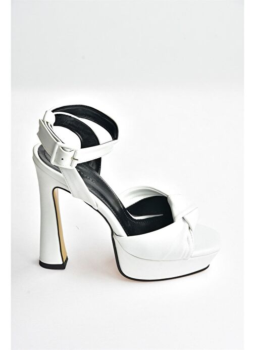 Beyaz Kalın Plaform Topuklu Kadın Ayakkabı K404080209 - Görsel 6