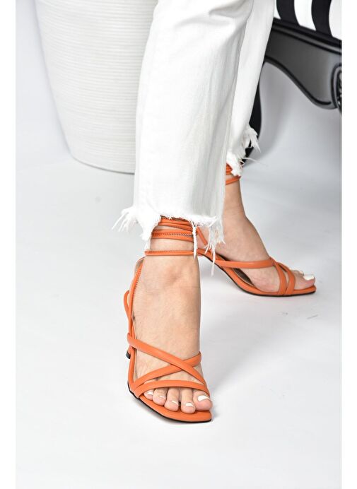 Turuncu Bilek Bağlamalı Kadın Topuklu Ayakkabı K404070209 - Görsel 3